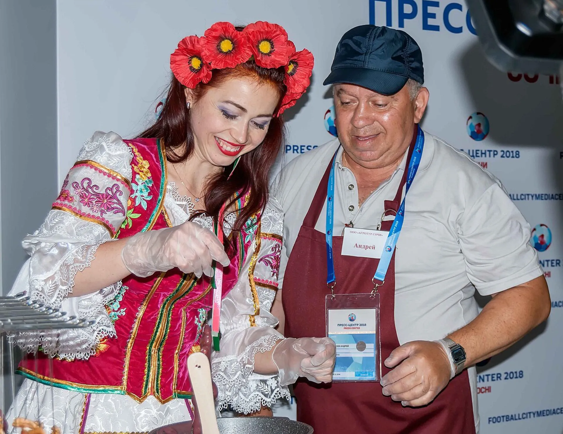 Участники мастер-класса в сочинском пресс-центре